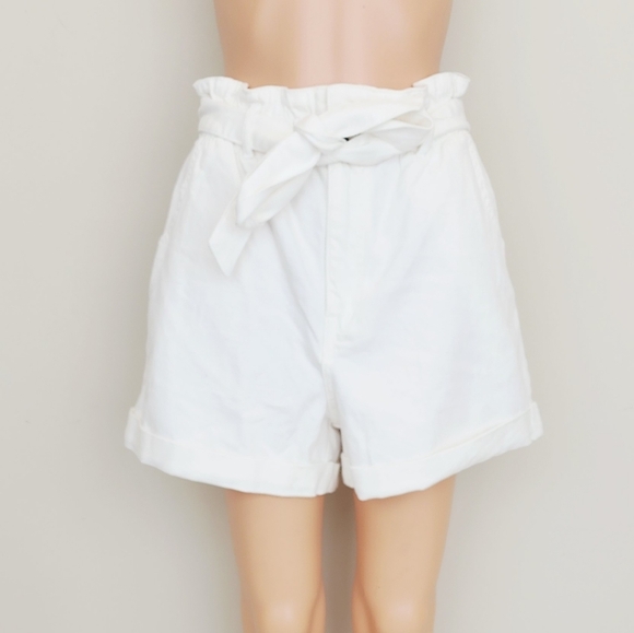 H&M High Waist Paper Bag Off White Shorts - Picture 3 of 12